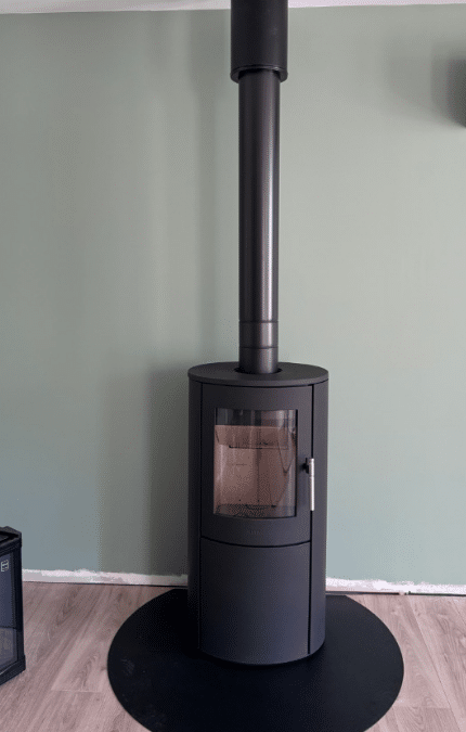 Poêle à bois Heta à Bonson